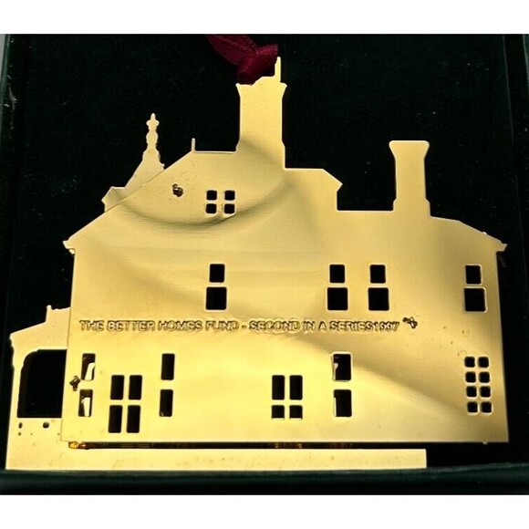 VINTAGE 1997 Better Homes 3D Gold Christmas Ornament - Victorian Seaside Cottage - Picture 3 of 7